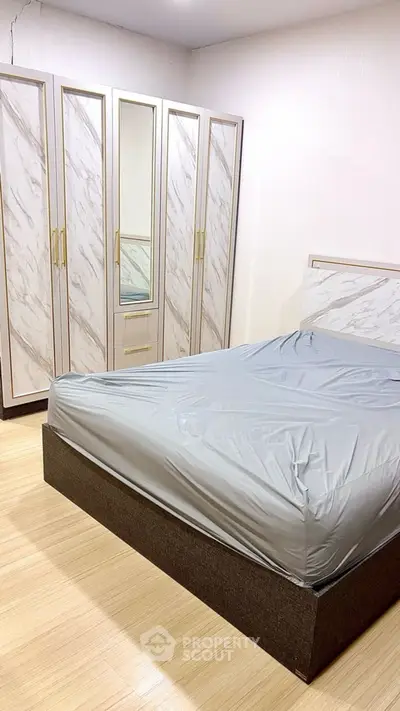 image_rental-29780458