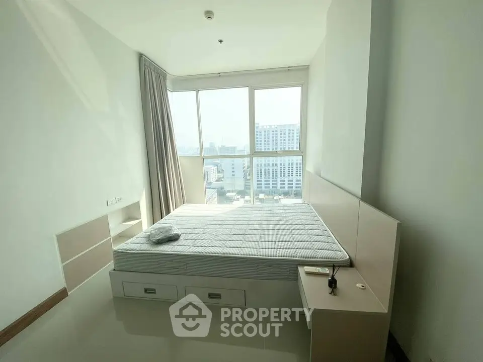  1 Bedroom Condo at Ideo Mix Phaholyothin-1