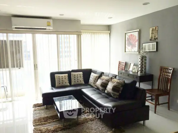 image_rental-5286159