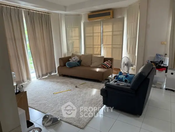 image_rental-24519575