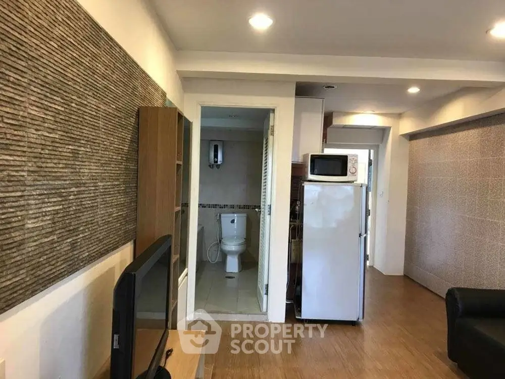  2 Bedrooms Condo at Thonglor Tower Condominium-1
