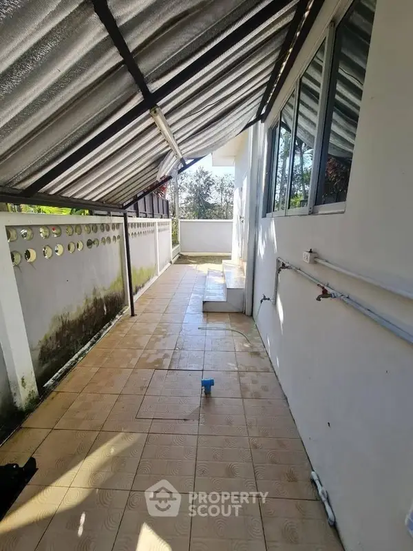 image_rental-29496396