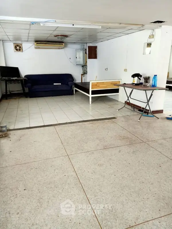 image_rental-16579061