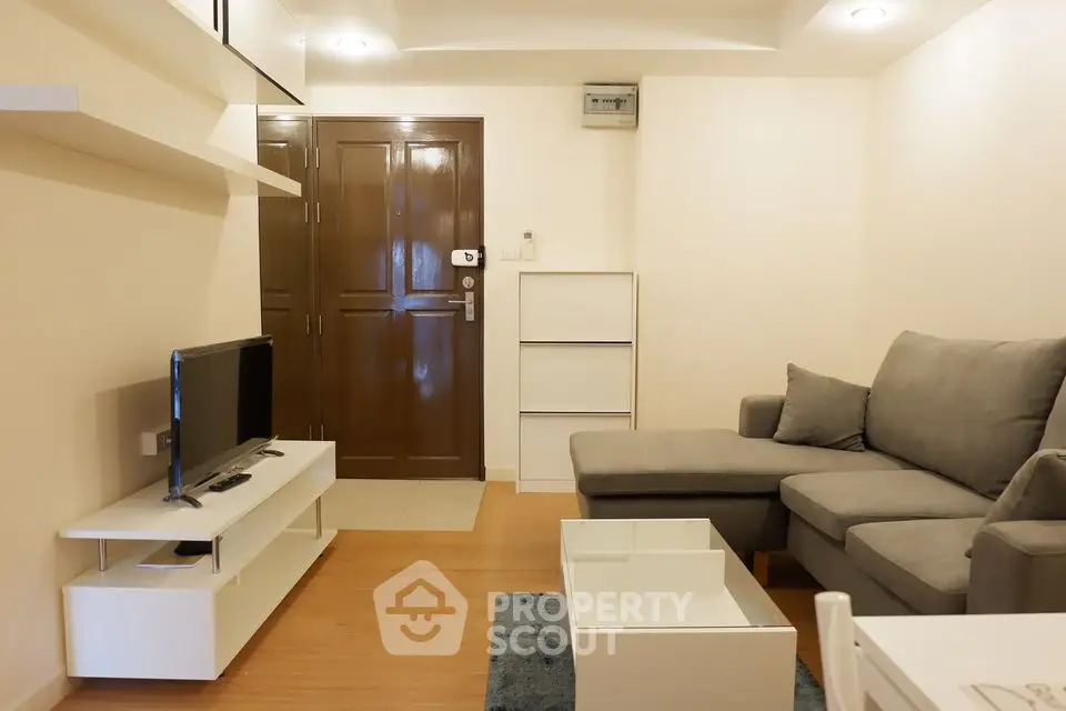 Fully Furnished 1 Bedroom Condo at Zenith Place Sukhumvit Condominium-1