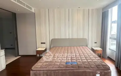 Screenshot 2569-03-25 at 22.59.53.jpg