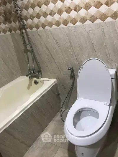  1 Bedroom Condo -2