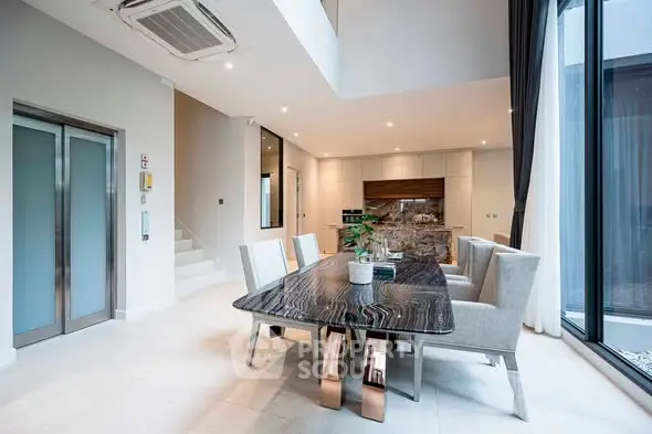 image_rental-27368713