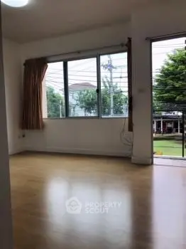 image_rental-9045315