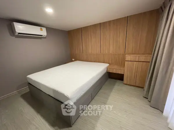 image_rental-29750527