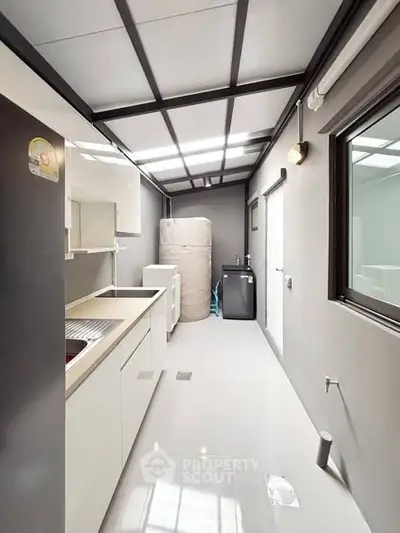 image_rental-28948056