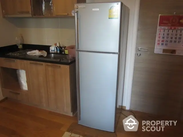  1 Bedroom Condo at Hive Taksin-1