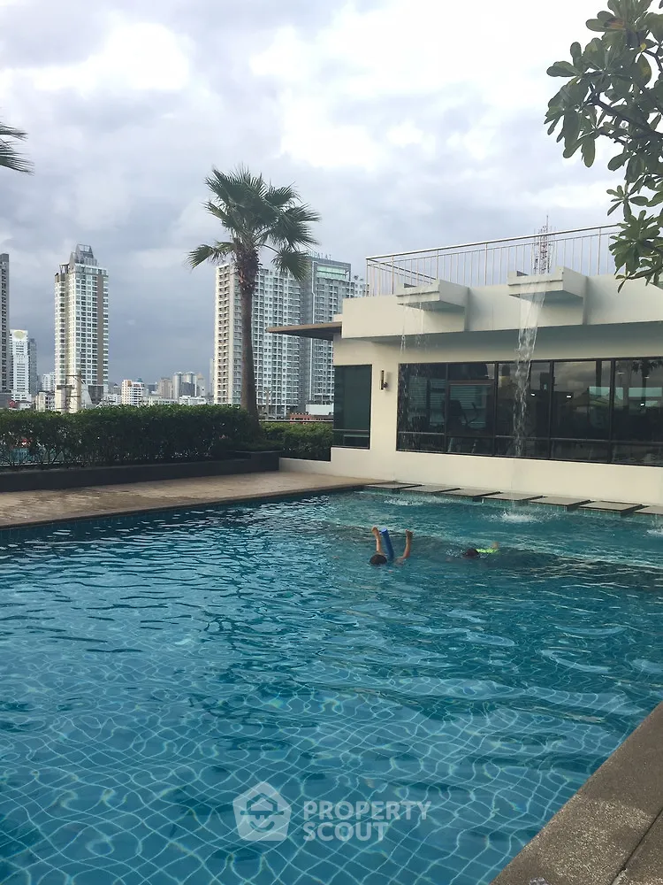  1 Bedroom Condo -1