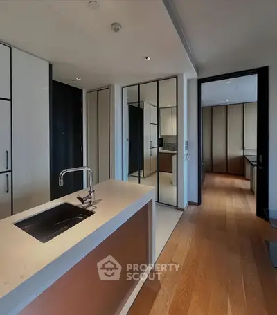 image_rental-30472993