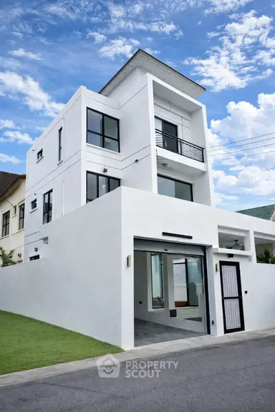 image_rental-31648474