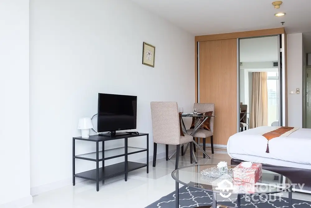  1 Bedroom Condo at The Capital Sukhumvit 30 1-1