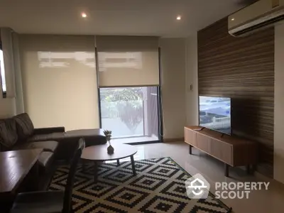  2 Bedrooms Condo at Socio Reference 61-2