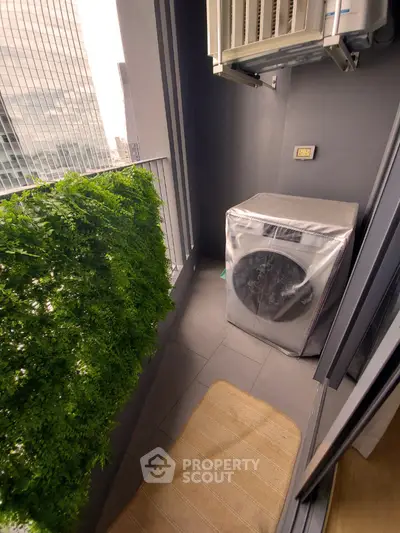  1 Bedroom Condo at Triple Y Residence Samyan Balcony