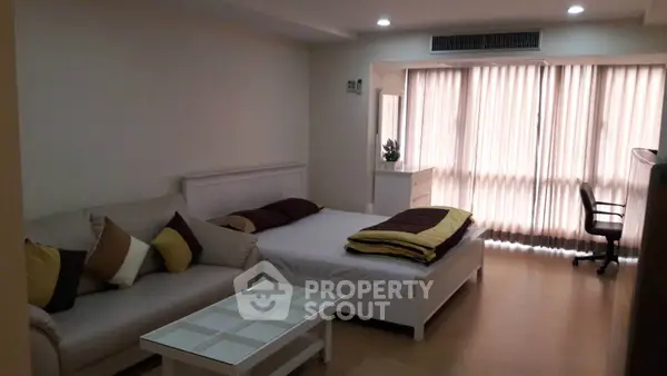 image_rental-8993753