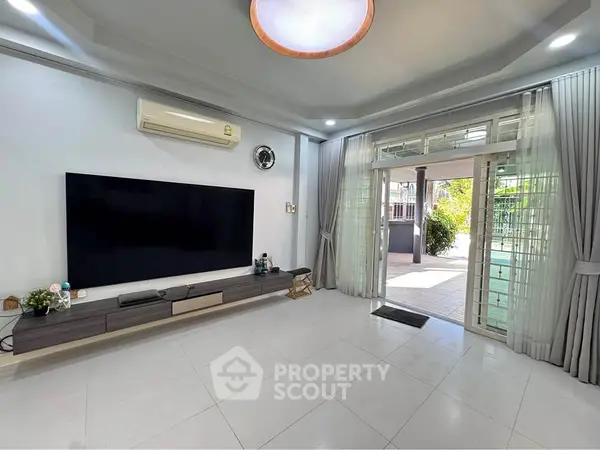 image_rental-28843153