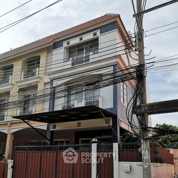 image_rental-7136395