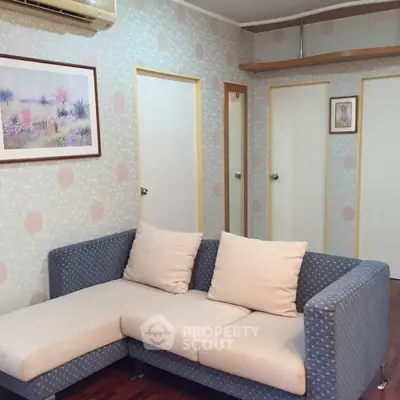  2 Bedrooms Condo at Pathumwan Resort-3