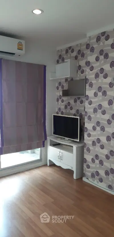  1 Bedroom Condo at Lumpini Park Rama 9 Ratchada-3