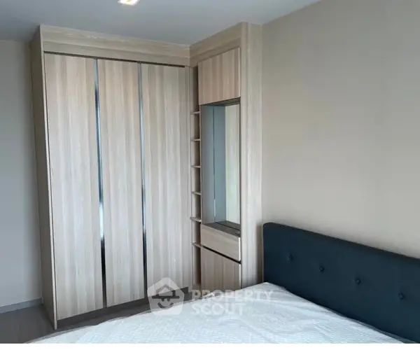 image_rental-8681141