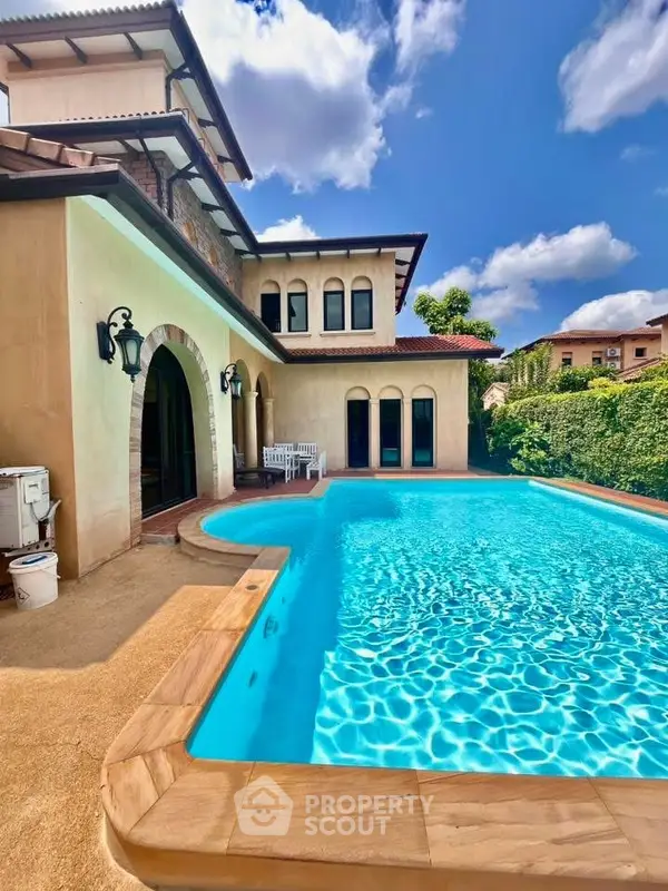 image_rental-31220923