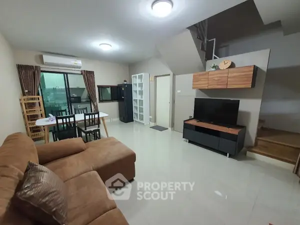 image_rental-12121371