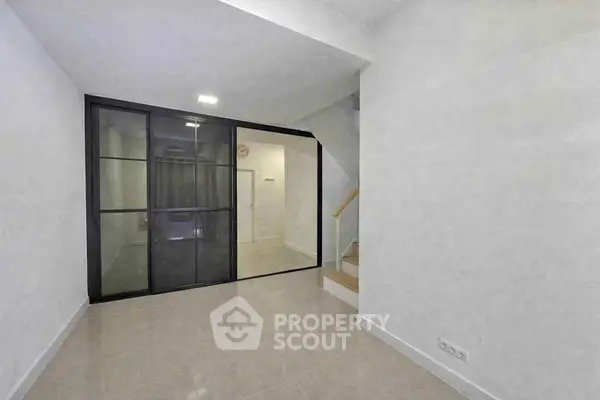 image_rental-30280544