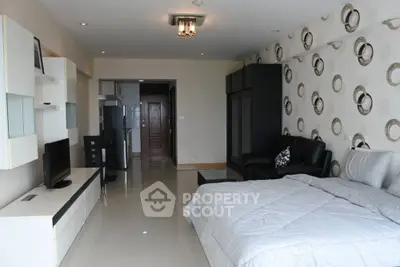  1 Bedroom Condo at Evergreen View Tower-3