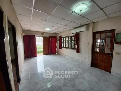 image_rental-8616894