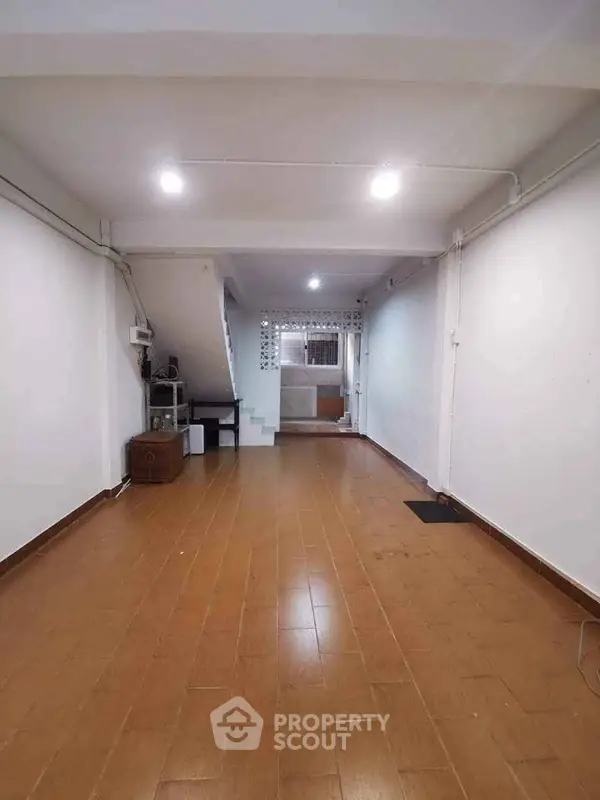 image_rental-27622241