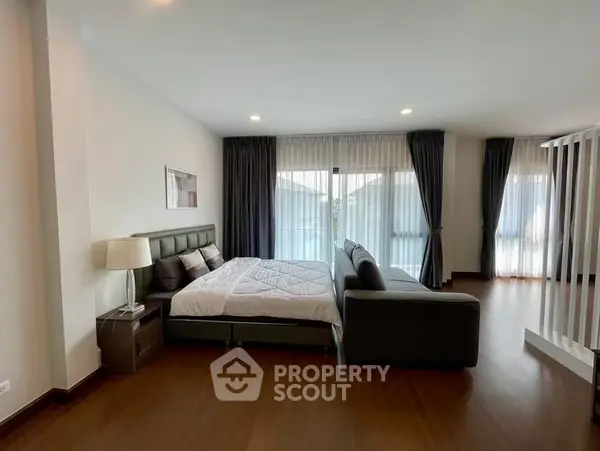 image_rental-30428407