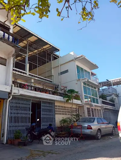 image_rental-30165823