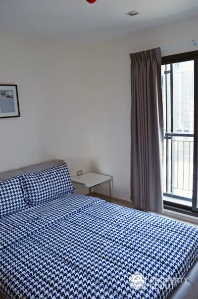 Fully Furnished 1 Bedroom Condo at Rhythm Sukhumvit 36 38-5