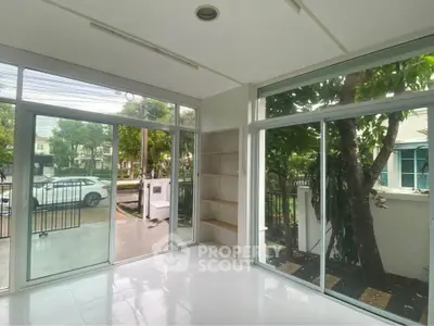 Bright corner unit with large windows and garden view, perfect for natural light lovers.