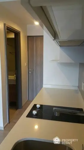  1 Bedroom Condo at Maestro 02 Ruamrudee-4