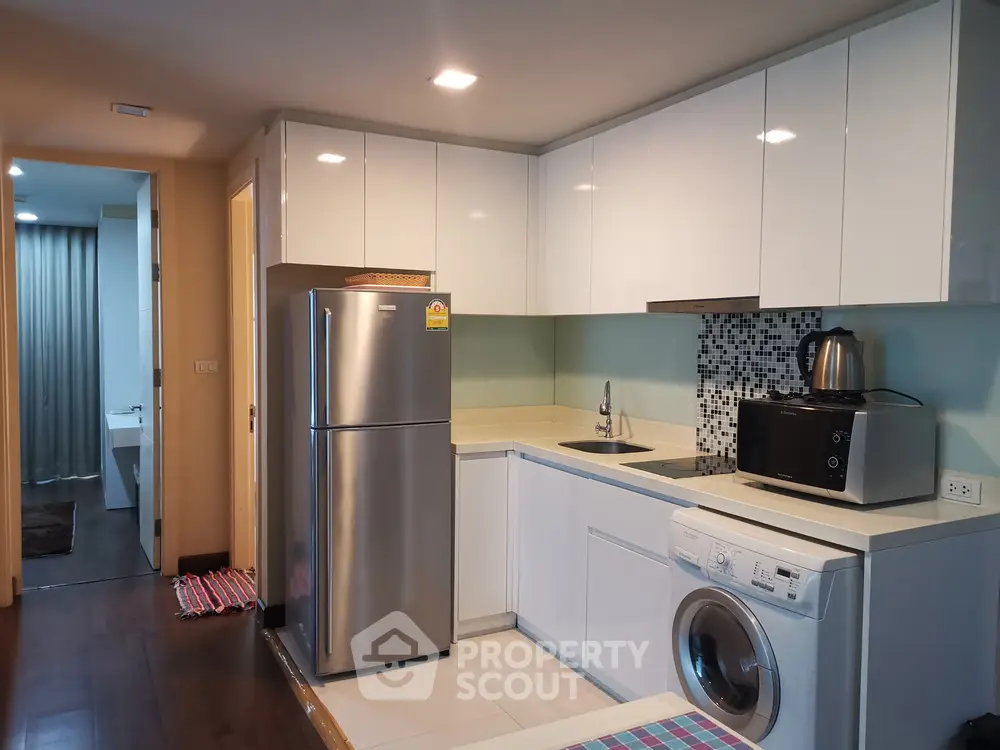  2 Bedrooms Condo at Liv 5-1