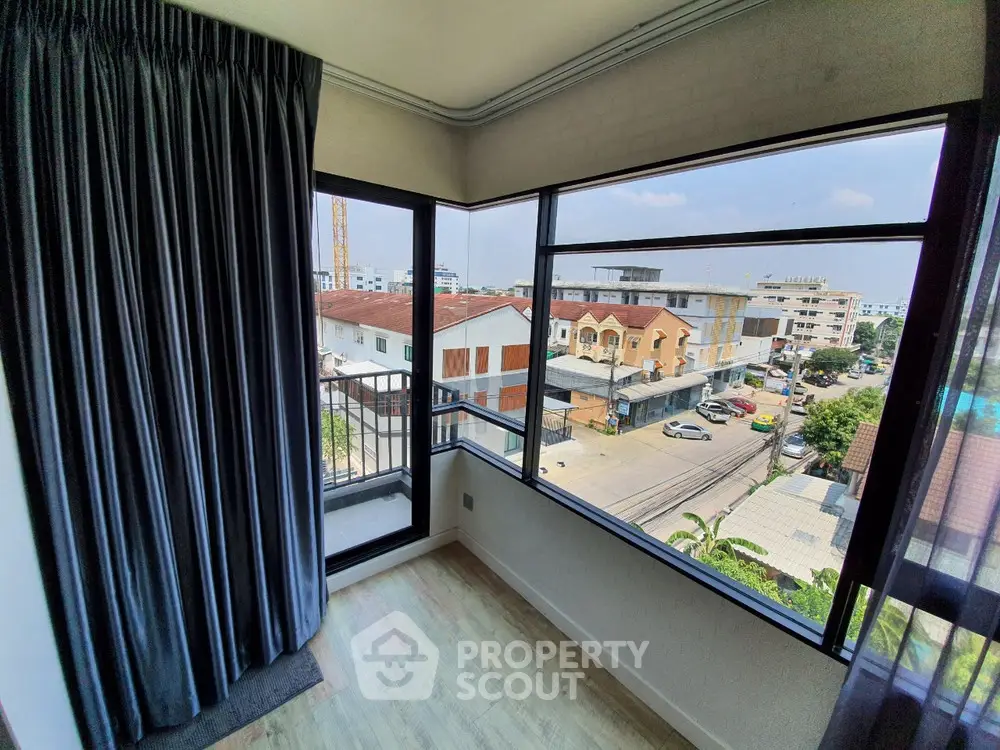  1 Bedroom Condo -1