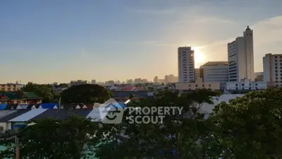  1 Bedroom Condo at Lumpini Ville Ramkhamhaeng 26-5