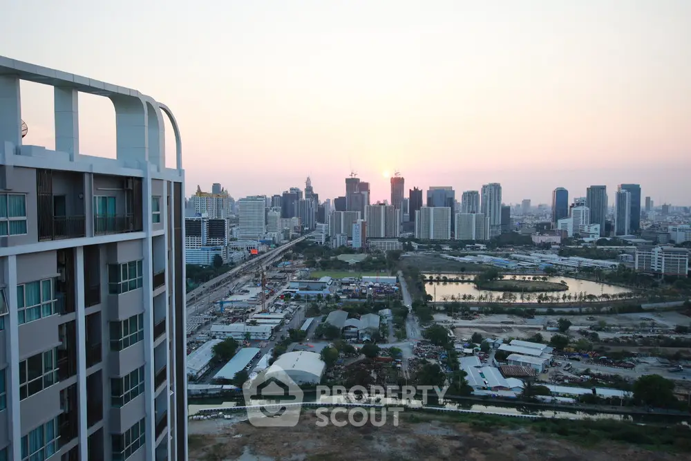  1 Bedroom Condo at Supalai Veranda Rama 9-1