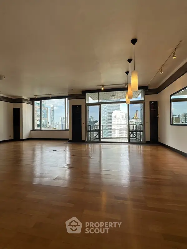 image_rental-28333617