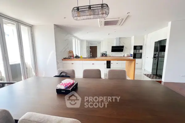 image_rental-29430625