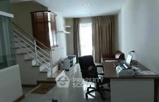 image_rental-6646955