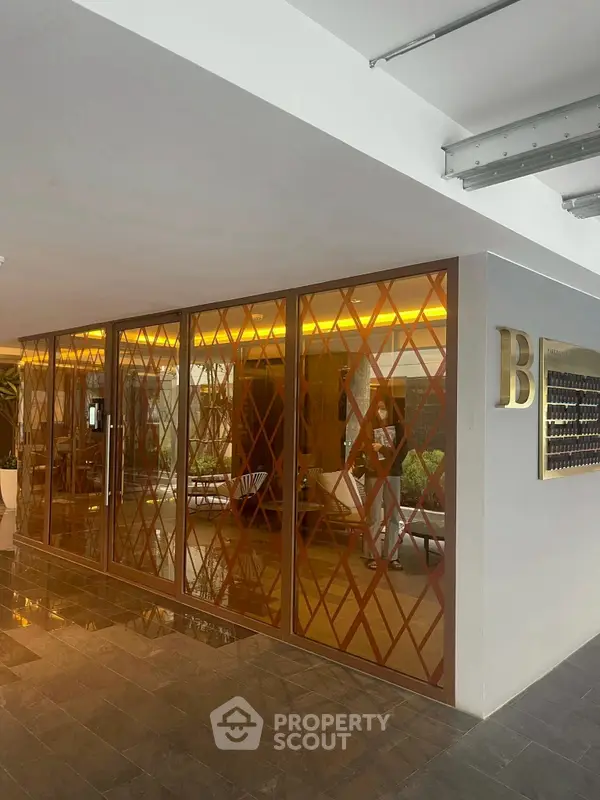 image_rental-27267926