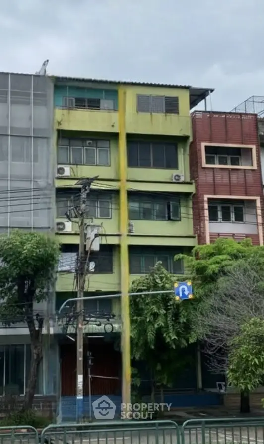 image_rental-26691878