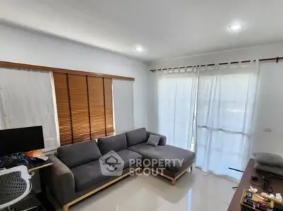 Screenshot 2025-12-09 093334.png