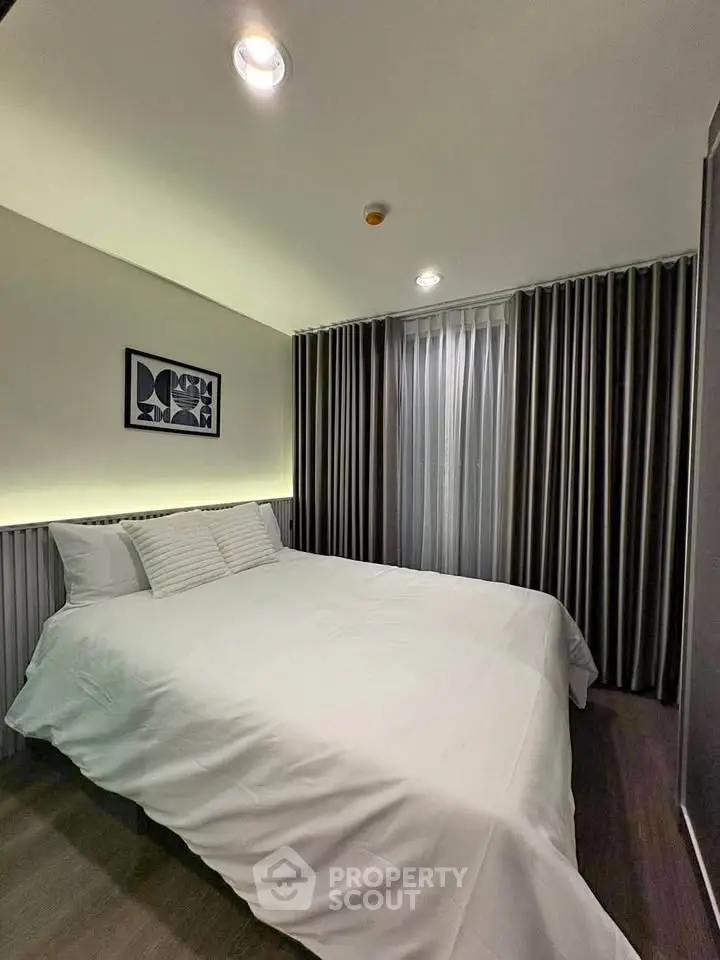 Modern bedroom with stylish decor and cozy ambiance