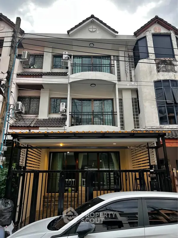 image_rental-27256712